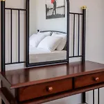 Seaview Tranquility - Elegant Escapes By The Shore Apartman