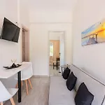 Seaview Tranquility - Elegant Escapes By The Shore Apartman Ajía Kiriakí