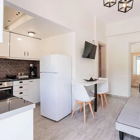 Seaview Tranquility - Elegant Escapes By The Shore Apartmán *