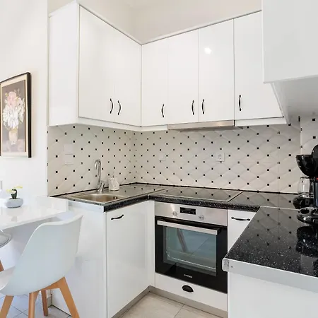 Seaview Tranquility - Elegant Escapes By The Shore Apartament Agia Kiriaki (Messinia)