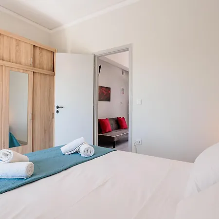 Seaview Tranquility - Elegant Escapes By The Shore Agia Kiriaki (Messinia)