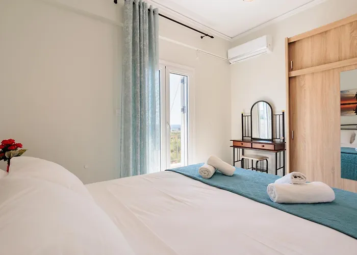 Seaview Tranquility - Elegant Escapes By The Shore Lägenhet