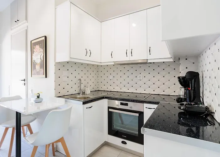 Seaview Tranquility - Elegant Escapes By The Shore Lägenhet Agia Kiriaki (Messinia)